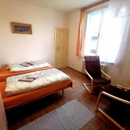 U Juráše 3*